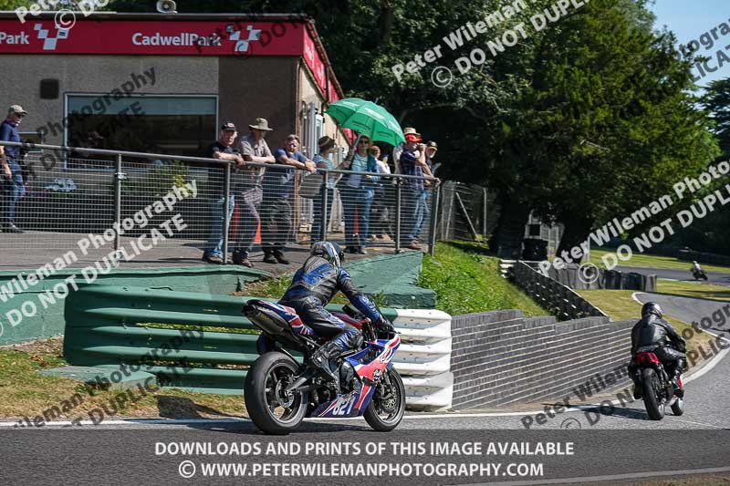 cadwell park;cadwell park photographs;cadwell trackday photographs;enduro digital images;event digital images;eventdigitalimages;peter wileman photography;racing digital images;trackday digital images;trackday photos